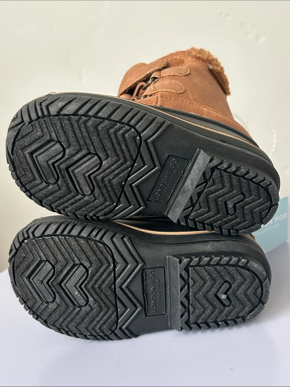London Fog Collection Boys Brown Oxford Cold Weather Snow Boots Sz 5 and 6